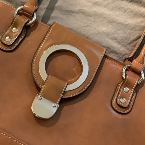 Vinyl Purse - Picture 6 of 16